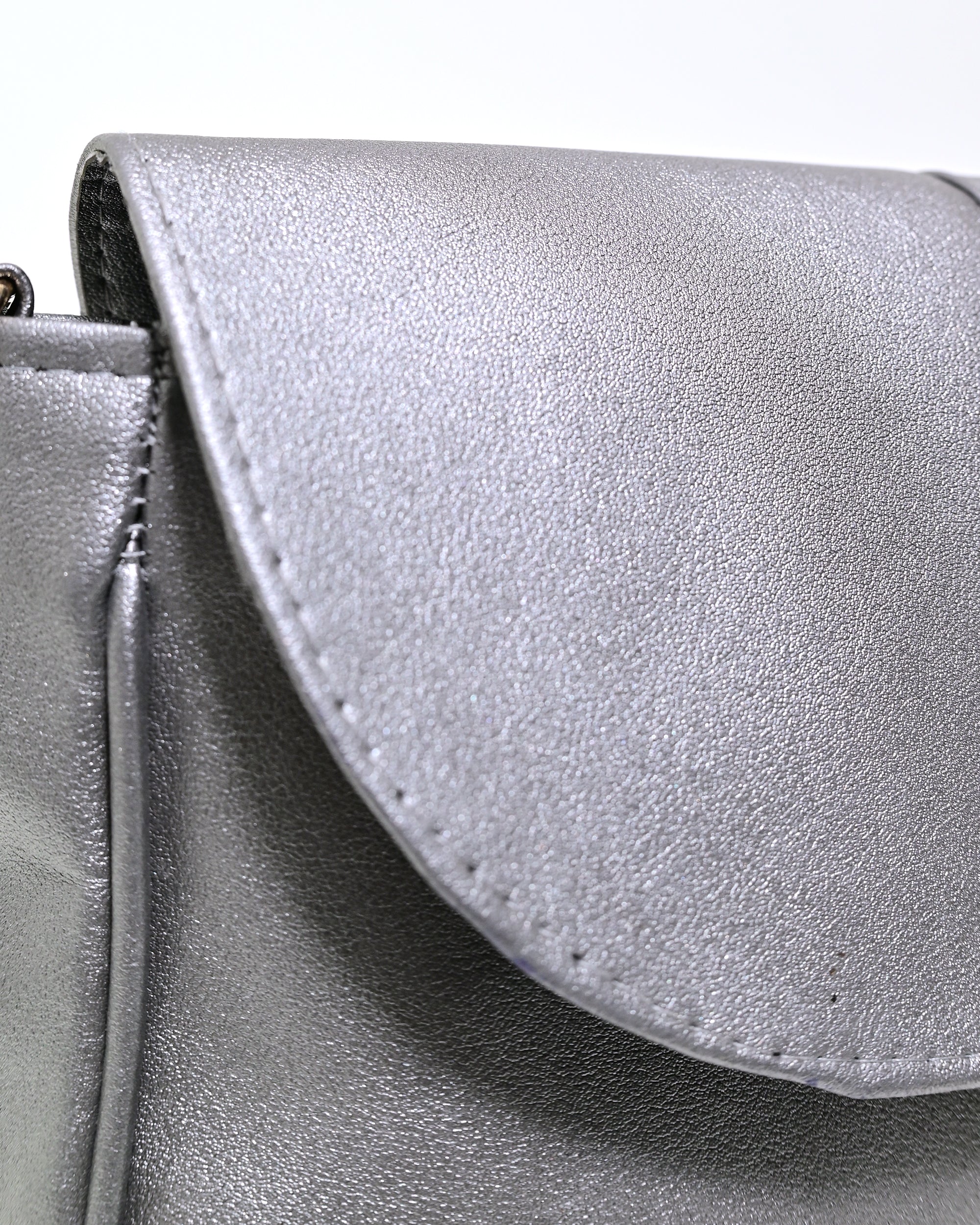 CRS009 - ELEGANT LEATHER CROSSBODY BAG WITH GOLD LOCK