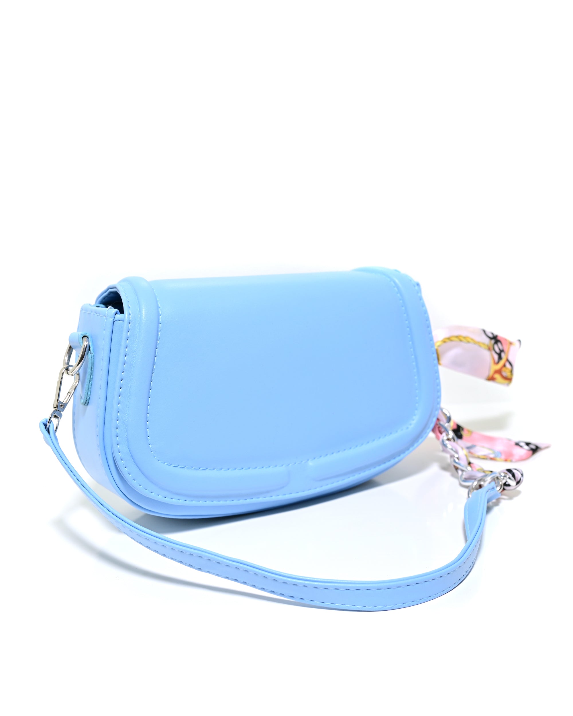 CRS022 - LEATHER HANDBAG & CROSSBODY BAG WITH BOW CHARM.