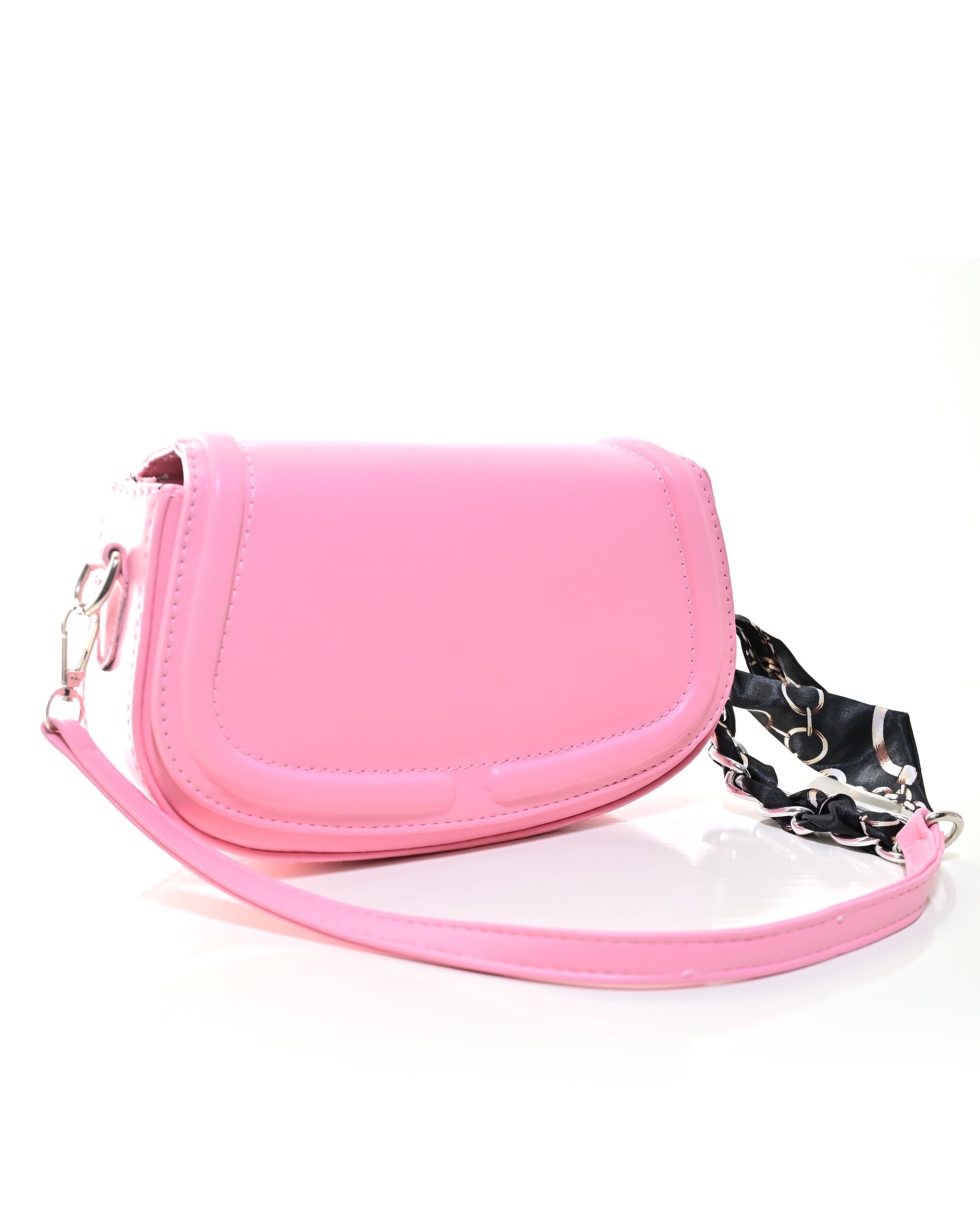 CRS022 - LEATHER HANDBAG & CROSSBODY BAG WITH BOW CHARM.