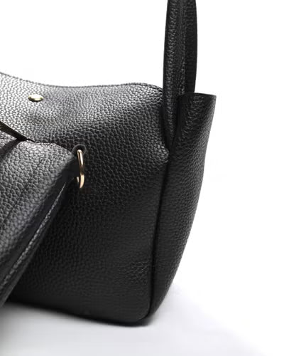 SLD006 - ELEGANT WOMEN'S SOFT LEATHER SHOULDER BAG.