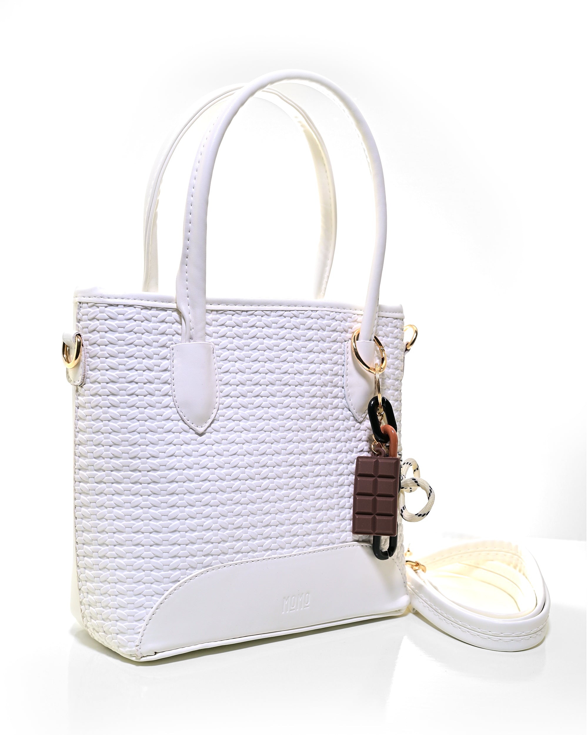 SLD013 - ELEGANT WOMEN'S WOVEN LEATHER BAG WITH PUPPY CHARM