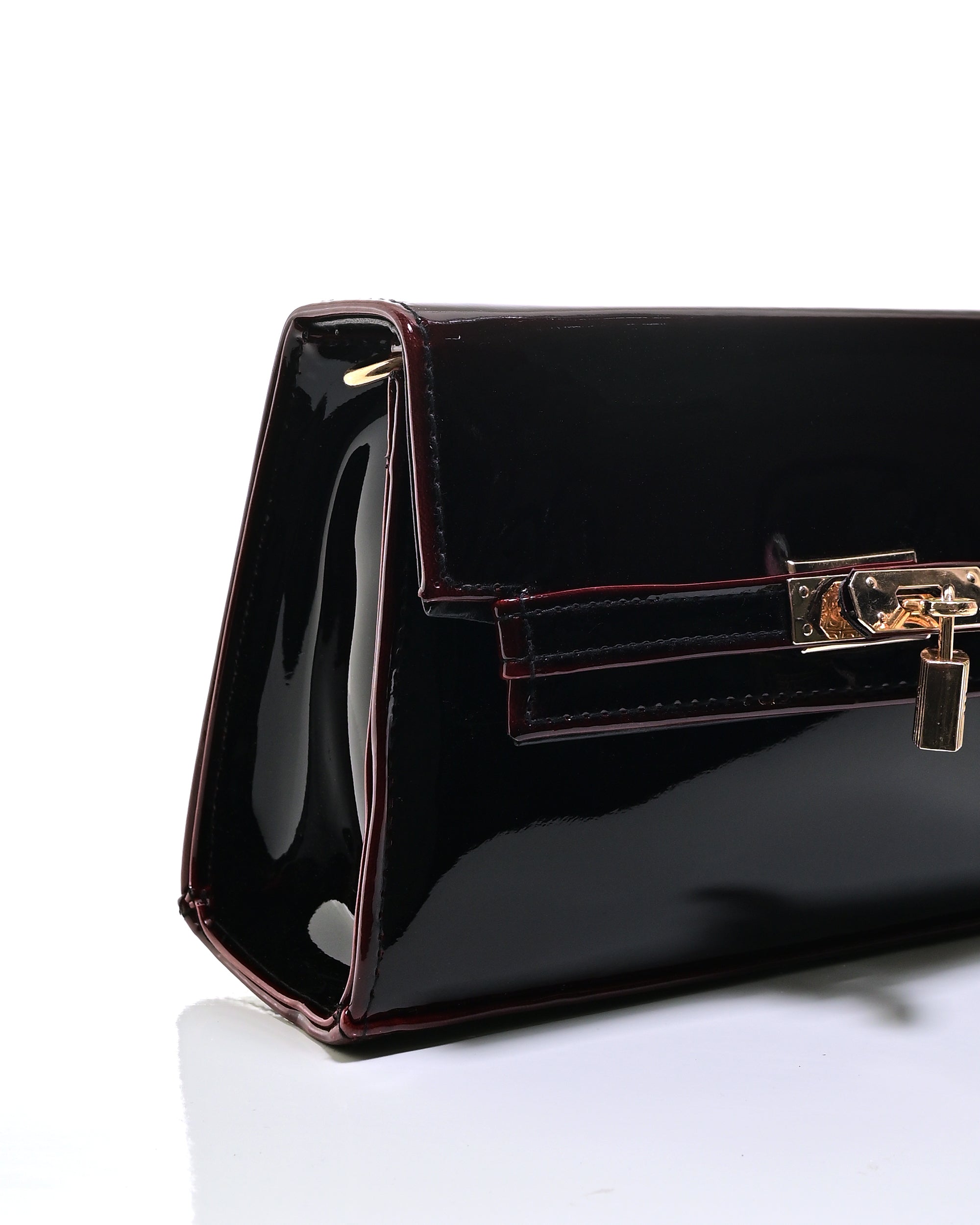 CRS020 - ELEGANT LEATHER CROSSBODY BAG WITH GOLD LOCK