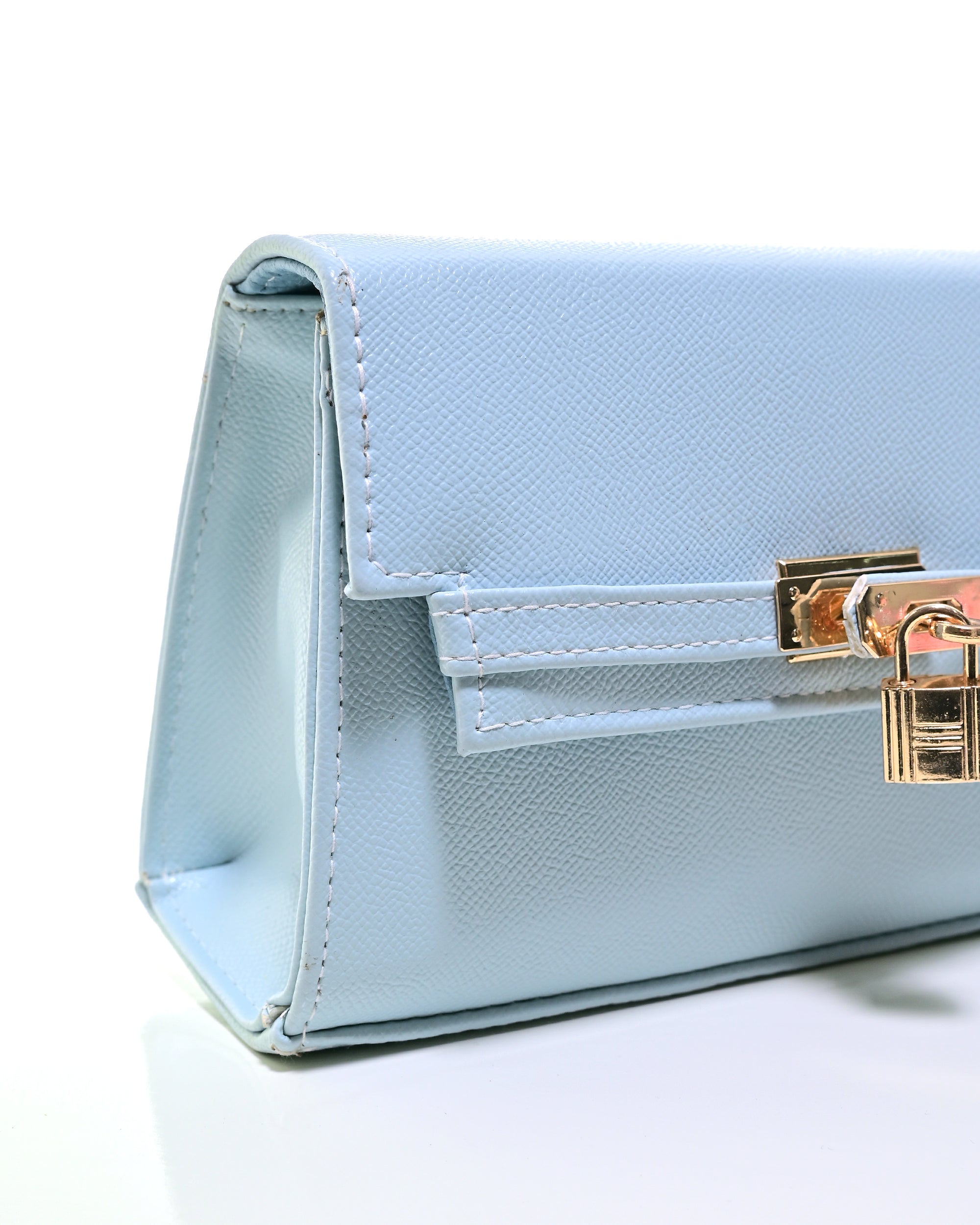 CRS020 - ELEGANT LEATHER CROSSBODY BAG WITH GOLD LOCK