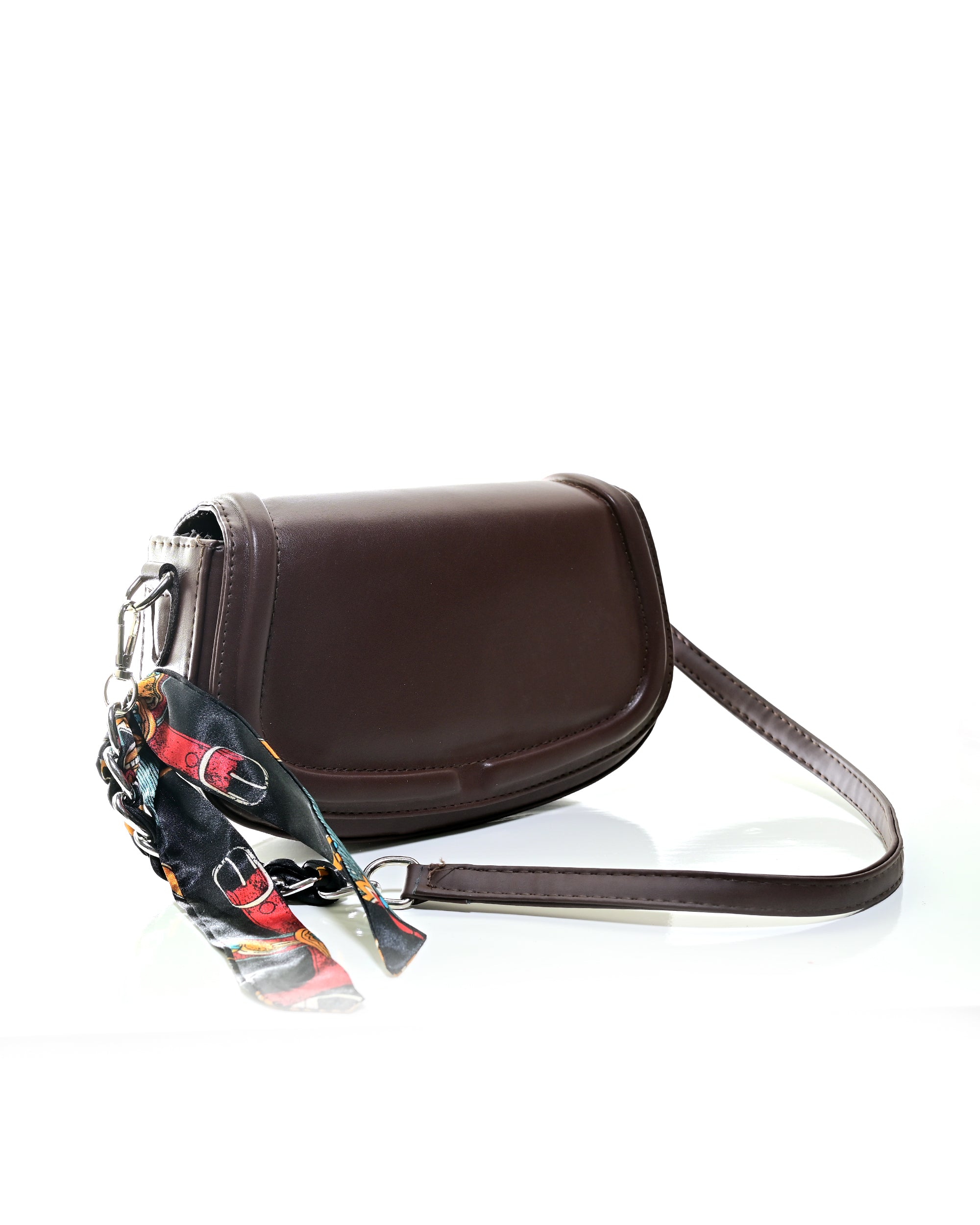 CRS022 - LEATHER HANDBAG & CROSSBODY BAG WITH BOW CHARM.