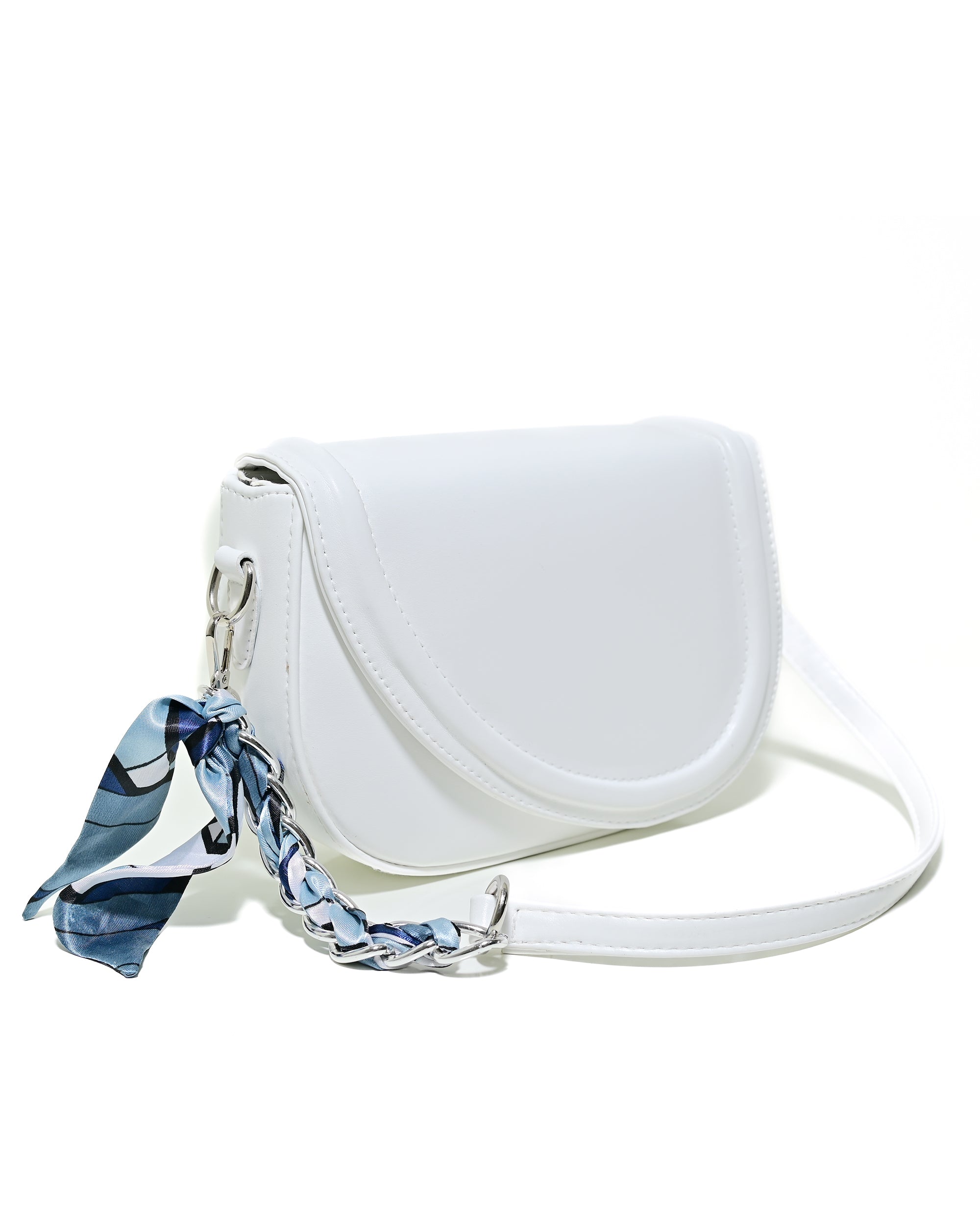 CRS022 - LEATHER HANDBAG & CROSSBODY BAG WITH BOW CHARM.