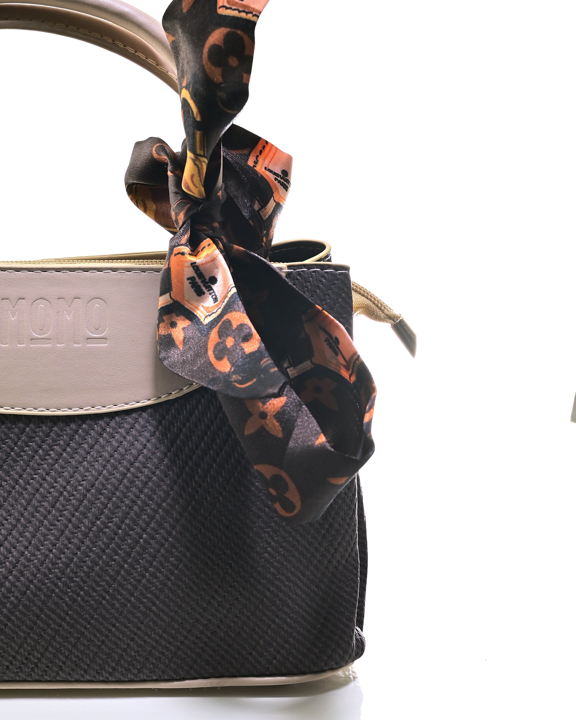 HND001 - TWO-TONE LEATHER HANDBAG & CROSSBODY BAG WITH BOW.