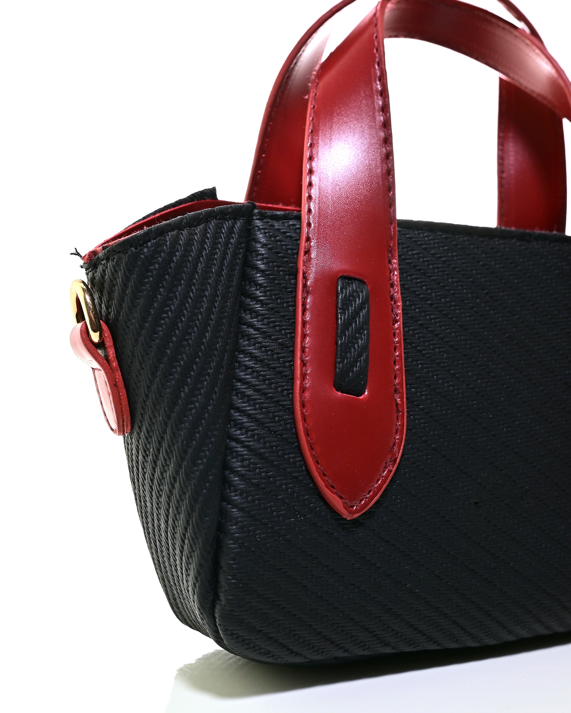 MIN001 - ELEGANT WOMEN'S MINI LEATHER HANDBAG & CROSSBODY BAG.