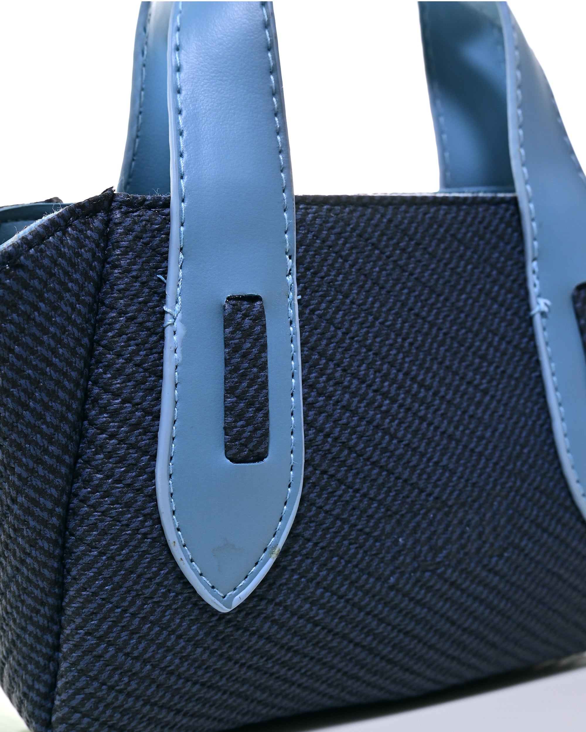 MIN001 - ELEGANT WOMEN'S MINI LEATHER HANDBAG & CROSSBODY BAG.