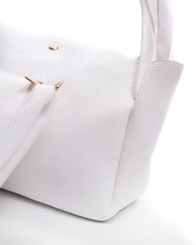 SLD006 - ELEGANT WOMEN'S SOFT LEATHER SHOULDER BAG.
