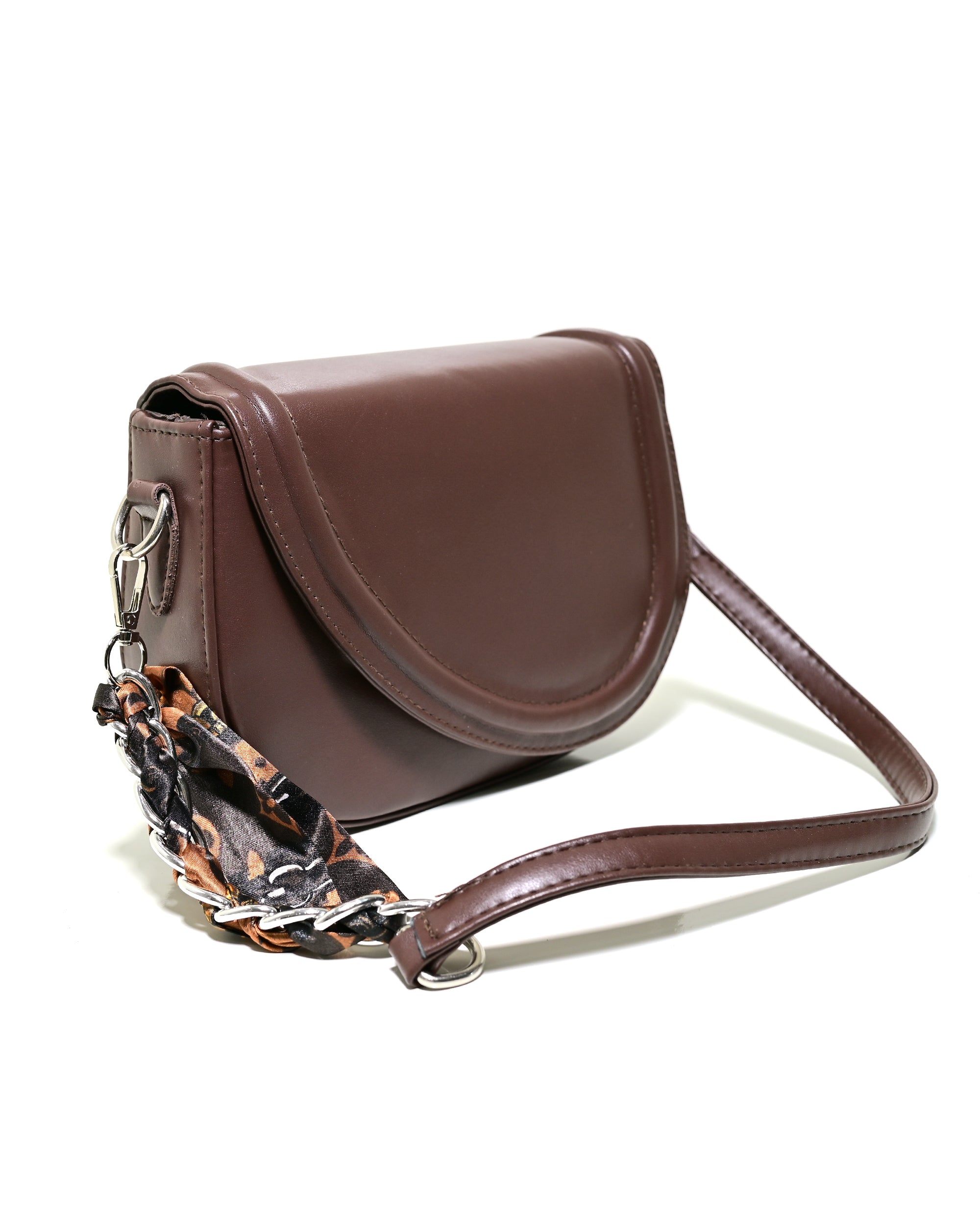 CRS022 - LEATHER HANDBAG & CROSSBODY BAG WITH BOW CHARM.